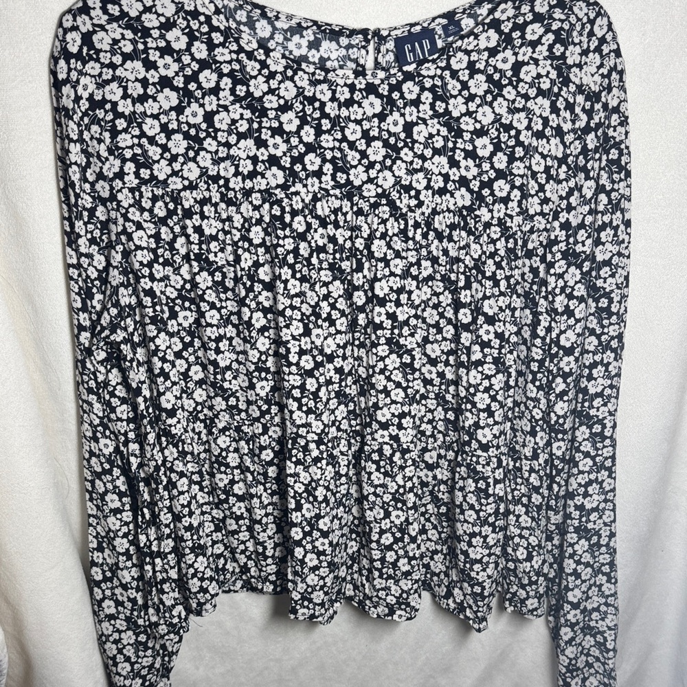 GAP Women's Navy Floral Blouse